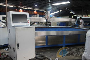佛山市顺德区伦教波锐数控设备厂 玻璃机械领域的数控设备专业制造商