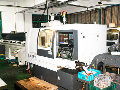 数控设备在现代生产基地中的关键作用